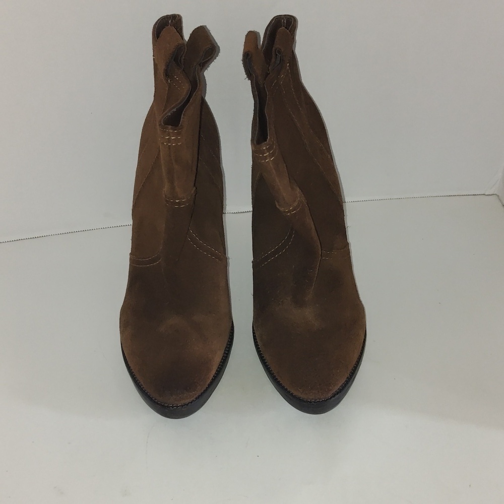 BCBG Distressed High Heel Sandra Cowboy Boots Size 9 Brown - Picture 13 of 13
